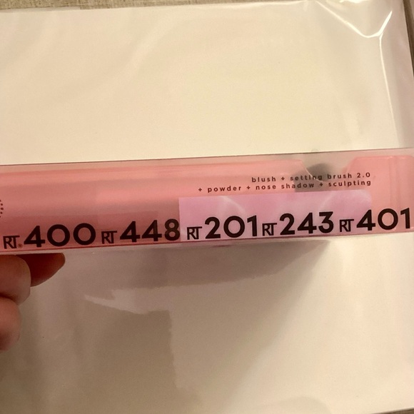 NIB NWT Real Techniques - Face Essentials Brush Set (5 piece brush set) - Picture 10 of 13